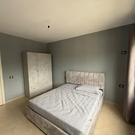 36 Apartamento Tirana